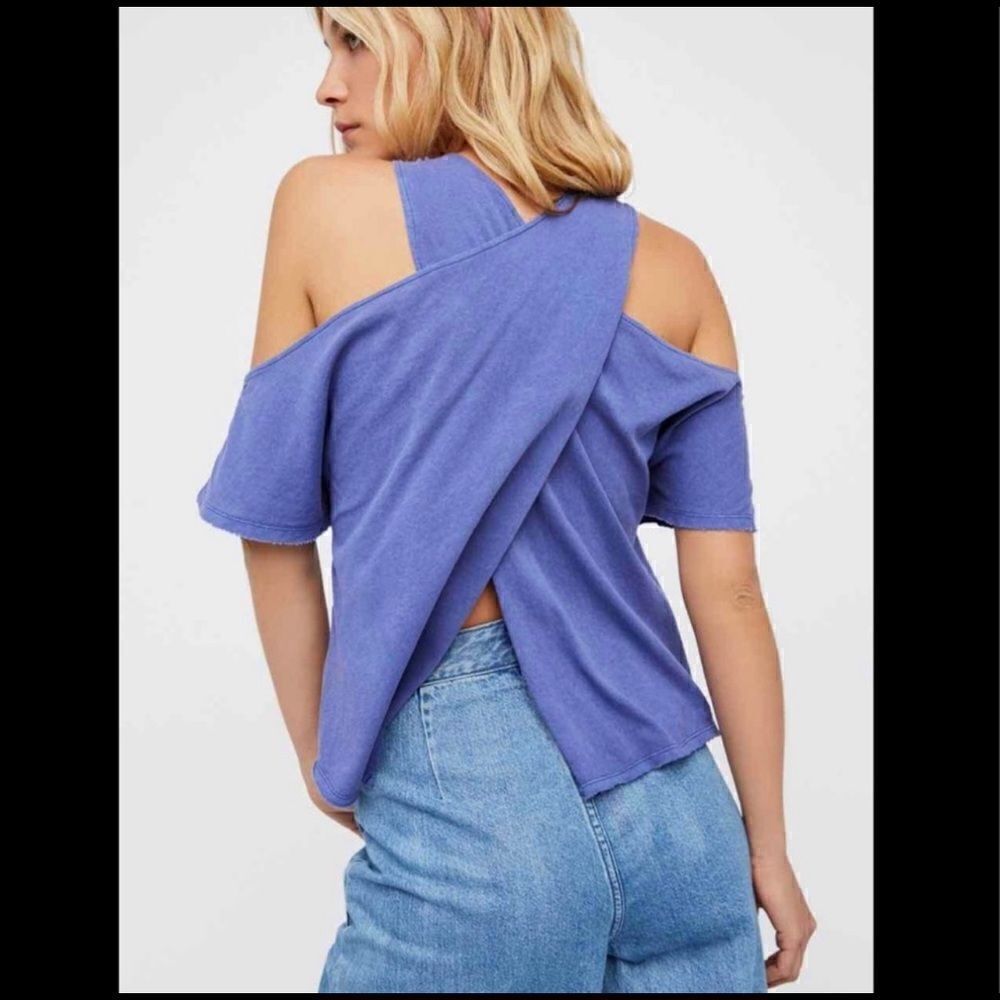 Free People Taurus Cold Shoulder Tee Blue XS Open Back Crisscross Boho Top NWOT - Picture 2 of 5
